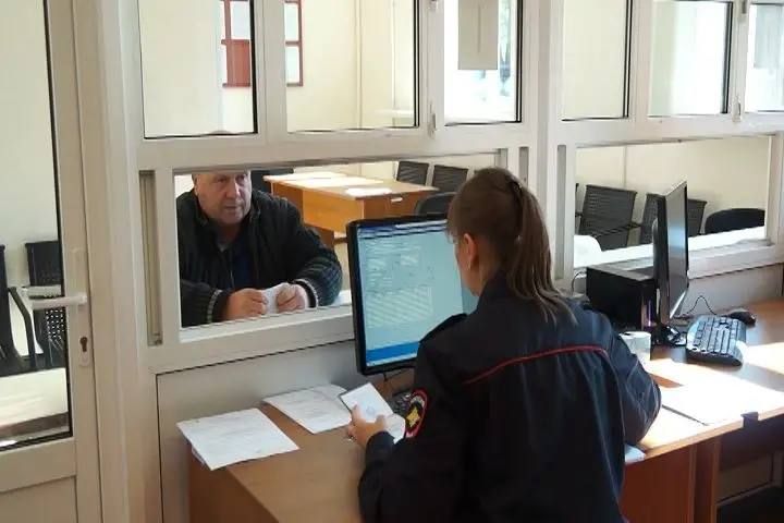 В Чугуевке Приморского края сотрудники Госавтоинспекции провели профилактическую беседу с первоклассниками В Чугуевке Приморского края сотрудники Госавтоинспекции провели профилактическую беседу с первоклассниками