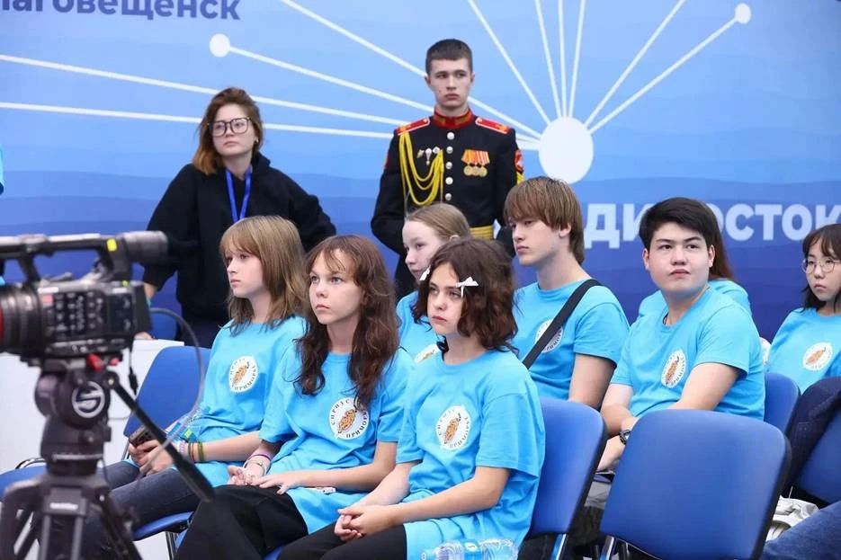 Как снимается кино, создаются новости и проходит настоящая пресс-конференция? Участники «Сириус Как снимается кино, создаются новости и проходит настоящая пресс-конференция? Участники «Сириус