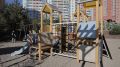 Работы по благоустройству завершаются во дворе дома № 15 на улице Анны Щетининой в микрорайоне Снеговая Падь