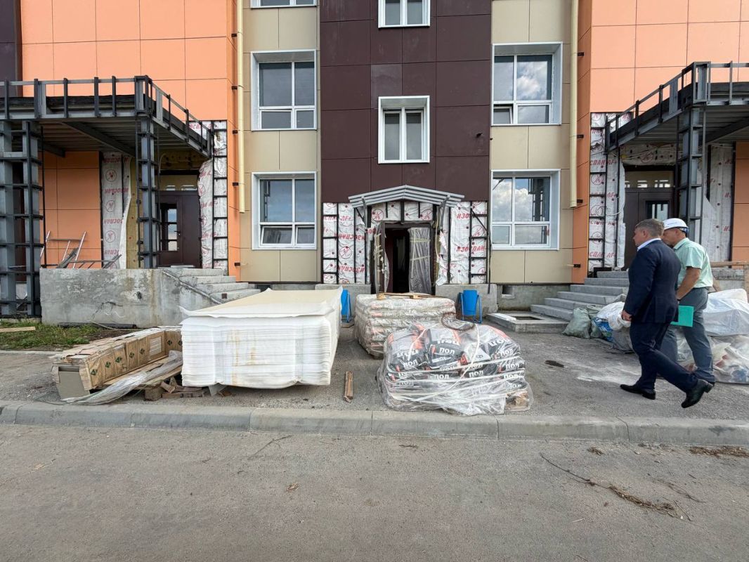 Евгений Корж: Посетил строящийся детский сад на ул. Выгонной Евгений Корж: Посетил строящийся детский сад на ул. Выгонной