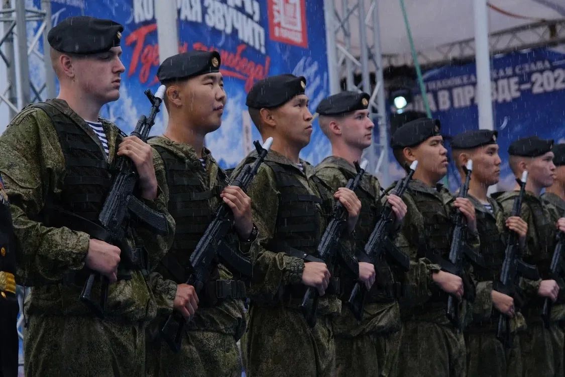 Во Владивостоке завершилась военно-патриотическая акция «Тихоокеанская слава Во Владивостоке завершилась военно-патриотическая акция «Тихоокеанская слава
