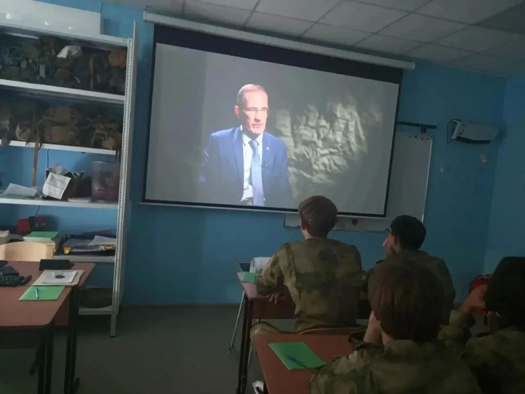 Как рассказать о Маршале Победы тем, кто знает о войне только по учебникам? В «Авангарде» выбрали кино Как рассказать о Маршале Победы тем, кто знает о войне только по учебникам? В «Авангарде» выбрали кино