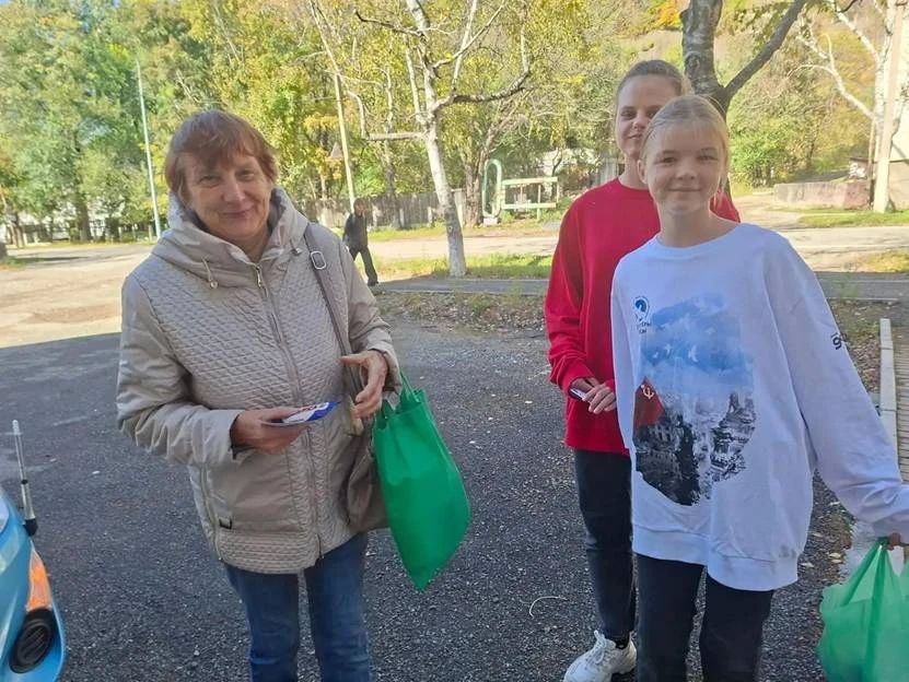 В Хрустальном забота о старших стала школьной традицией В Хрустальном забота о старших стала школьной традицией