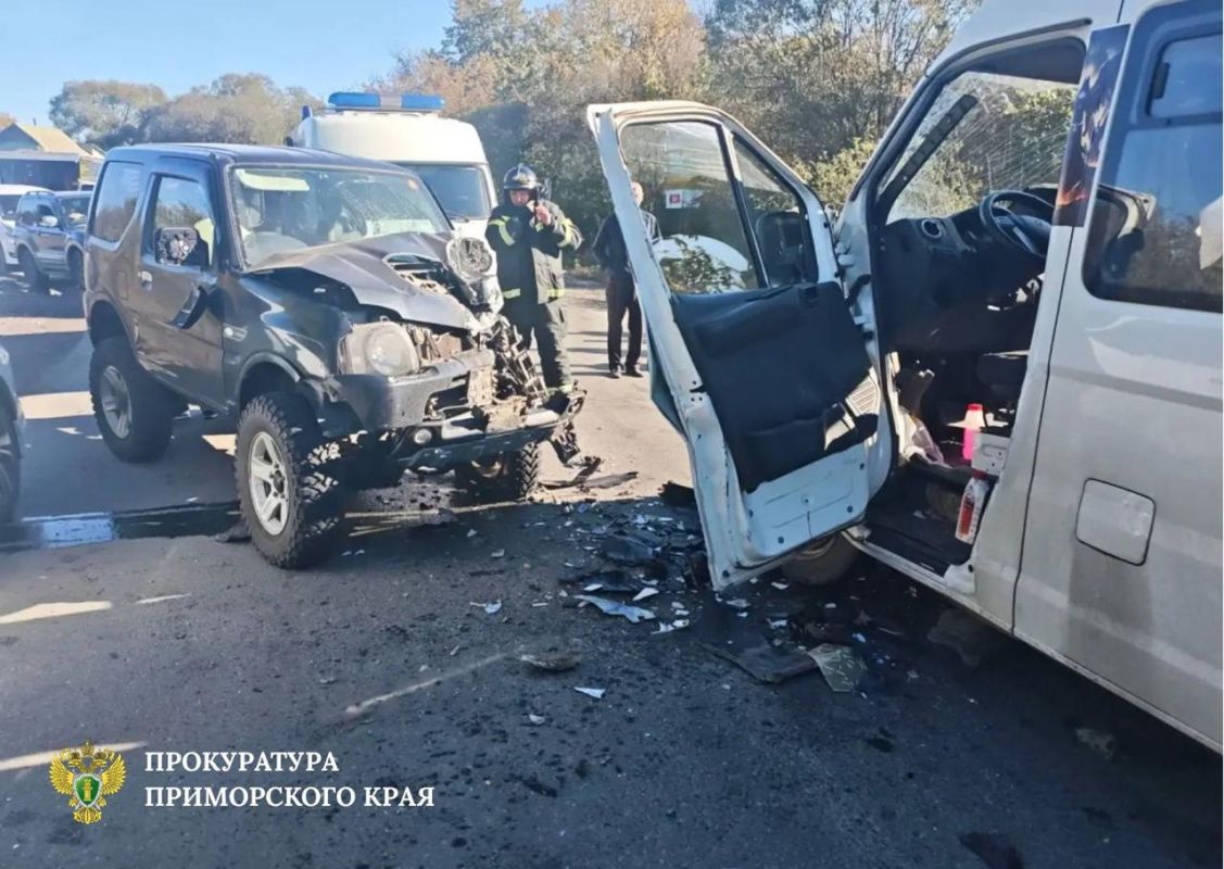 Четыре человека пострадали в аварии с пассажирским автобусом в Партизанске