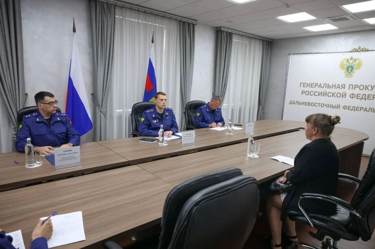 Заместитель Генерального прокурора Российской Федерации Виктор Мельник дал оценку состоянию законности при строительстве социально значимых объектов Приморского края Заместитель Генерального прокурора Российской Федерации Виктор Мельник дал оценку состоянию законности при строительстве социально значимых объектов Приморского края