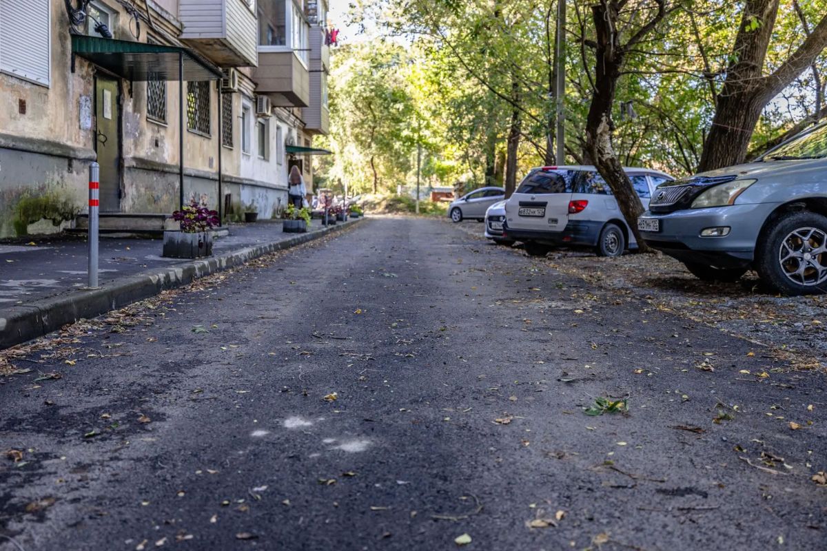 Еще два двора обустроили ТОСы Владивостока Еще два двора обустроили ТОСы Владивостока