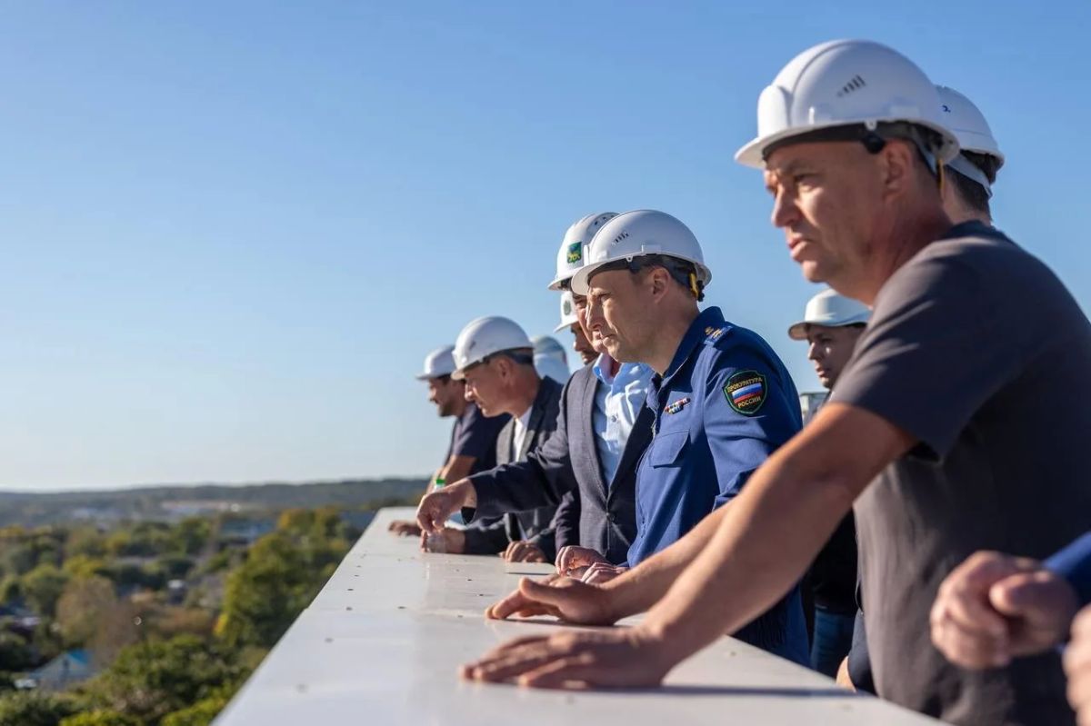 Заместитель Генерального прокурора Российской Федерации Виктор Мельник дал оценку состоянию законности при строительстве социально значимых объектов Приморского края Заместитель Генерального прокурора Российской Федерации Виктор Мельник дал оценку состоянию законности при строительстве социально значимых объектов Приморского края