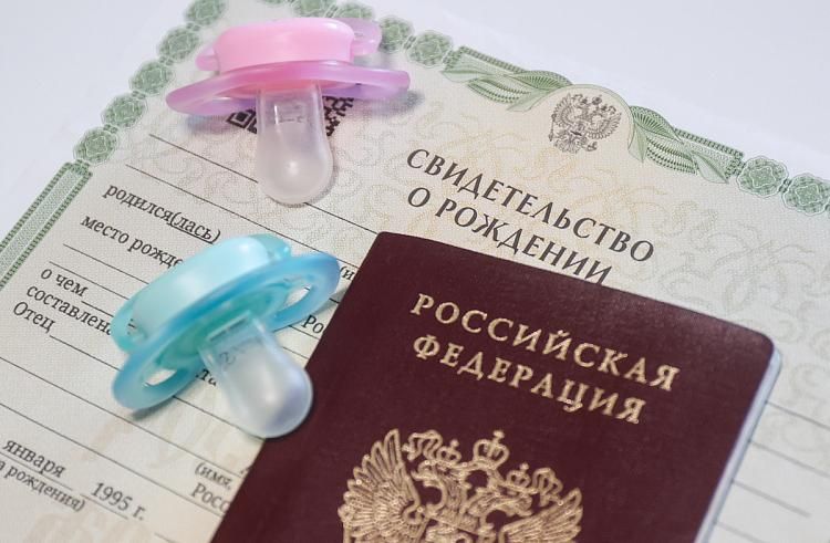 На прошлой неделе в Уссурийске появился на свет настоящий богатырь — малыш ростом 60 сантиметров и весом 4570 граммов