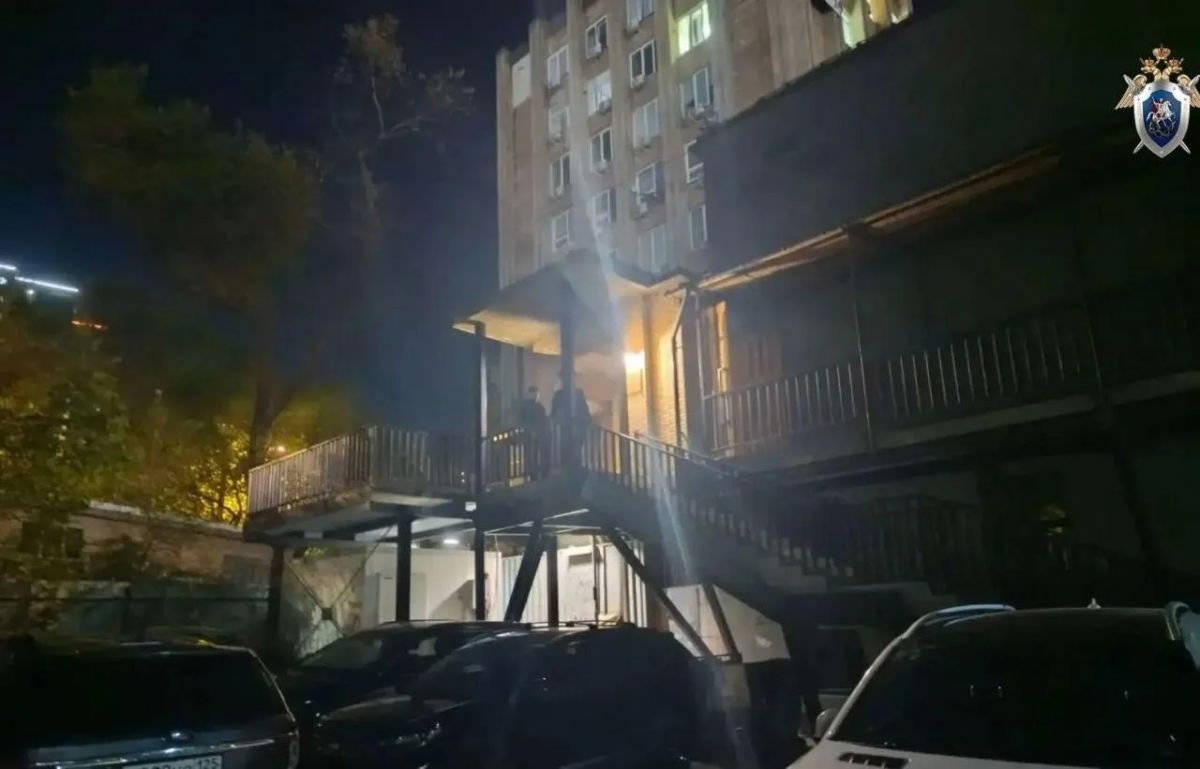 После пожара на Русской нашли тела двух человек: возбуждено дело об убийстве После пожара на Русской нашли тела двух человек: возбуждено дело об убийстве