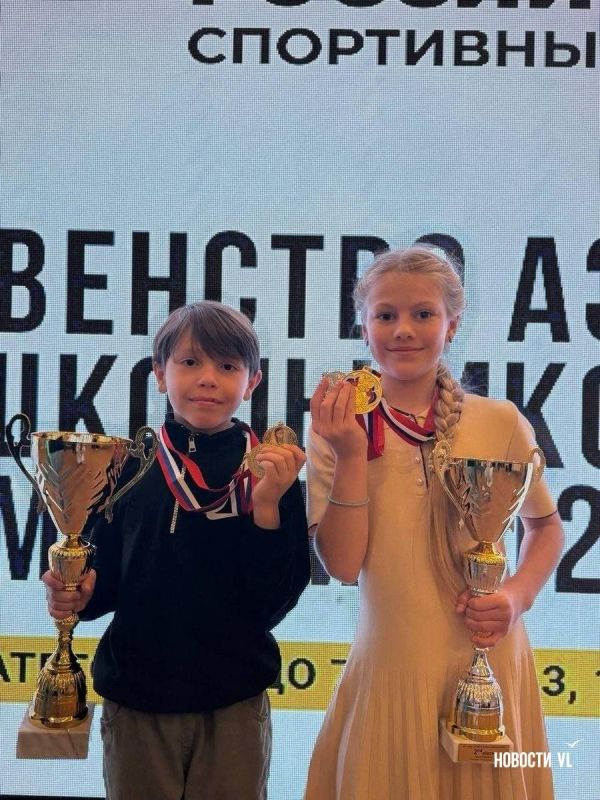 Двое шахматистов из Владивостока взяли «золото» и «серебро» на первенстве Азии среди школьников