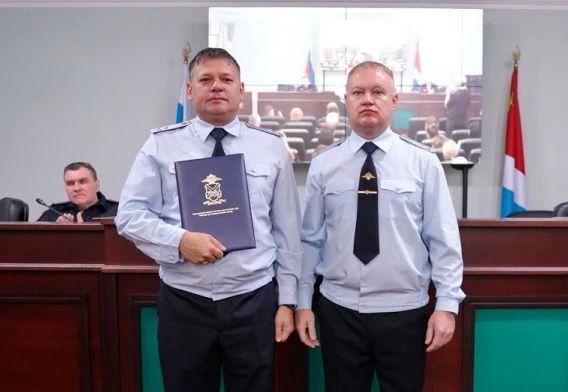 В Приморье прошло торжественное собрание, посвященное Дню образования кадровой, медицинской служб и подразделений по борьбе с киберпреступлениями МВД России В Приморье прошло торжественное собрание, посвященное Дню образования кадровой, медицинской служб и подразделений по борьбе с киберпреступлениями МВД России