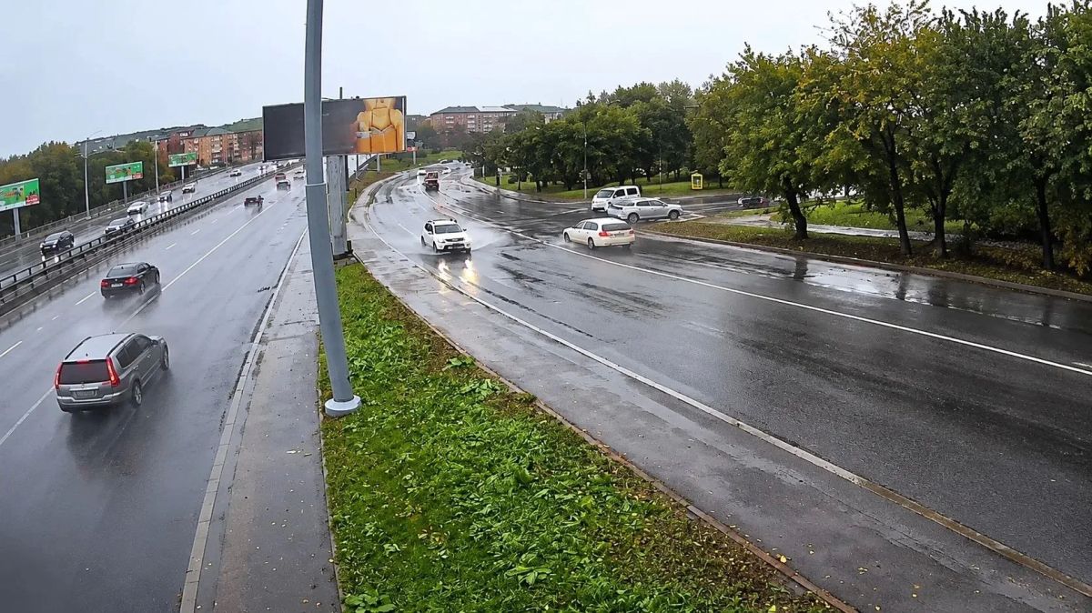 Городские камеры фиксируют ситуацию на дорогах Городские камеры фиксируют ситуацию на дорогах