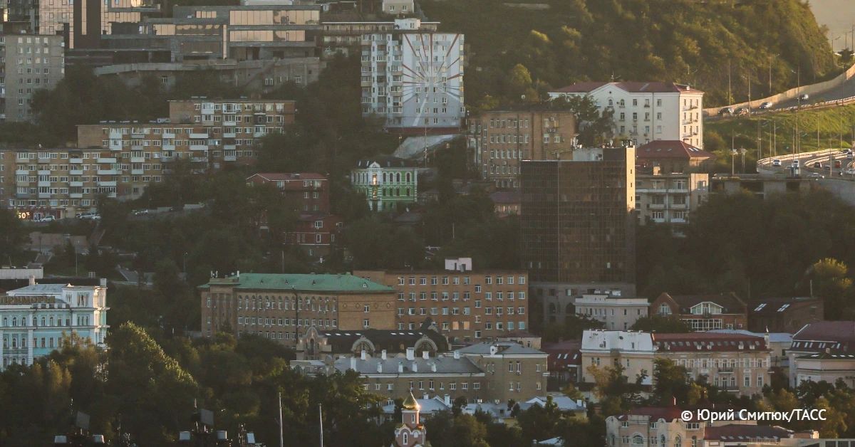Число качественно и вовремя подготовленных к отопительному сезону домов во Владивостоке выросло на 14% за год, сообщил ТАСС замдиректора по теплоснабжению "Приморских тепловых сетей" ДГК Гордиенко