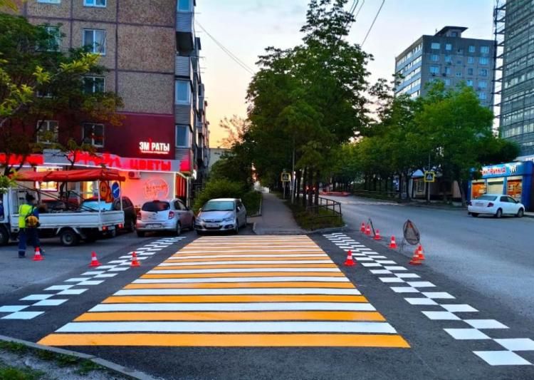 До конца ноября во Владивостоке обустроят новые искусственные дорожные неровности на четырёх участках
