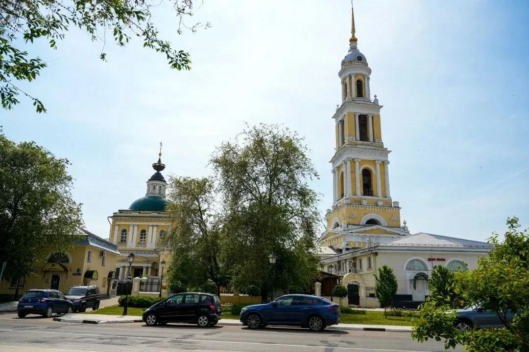 По Народной программе Единой России по всей стране строят и ремонтируют дома культуры, больницы, скверы и общественные пространства По Народной программе Единой России по всей стране строят и ремонтируют дома культуры, больницы, скверы и общественные пространства