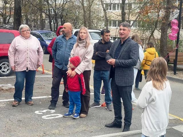 Во Владивостоке открыли пешеходную аллею, созданную силами ТОС "Гортензия"