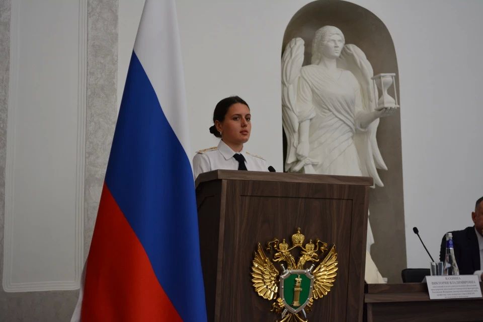 Сотрудники транспортной полиции Владивостока приняли участие в межведомственном круглом столе на тему «Профилактика экстремизма и терроризма в молодежной среде» Сотрудники транспортной полиции Владивостока приняли участие в межведомственном круглом столе на тему «Профилактика экстремизма и терроризма в молодежной среде»