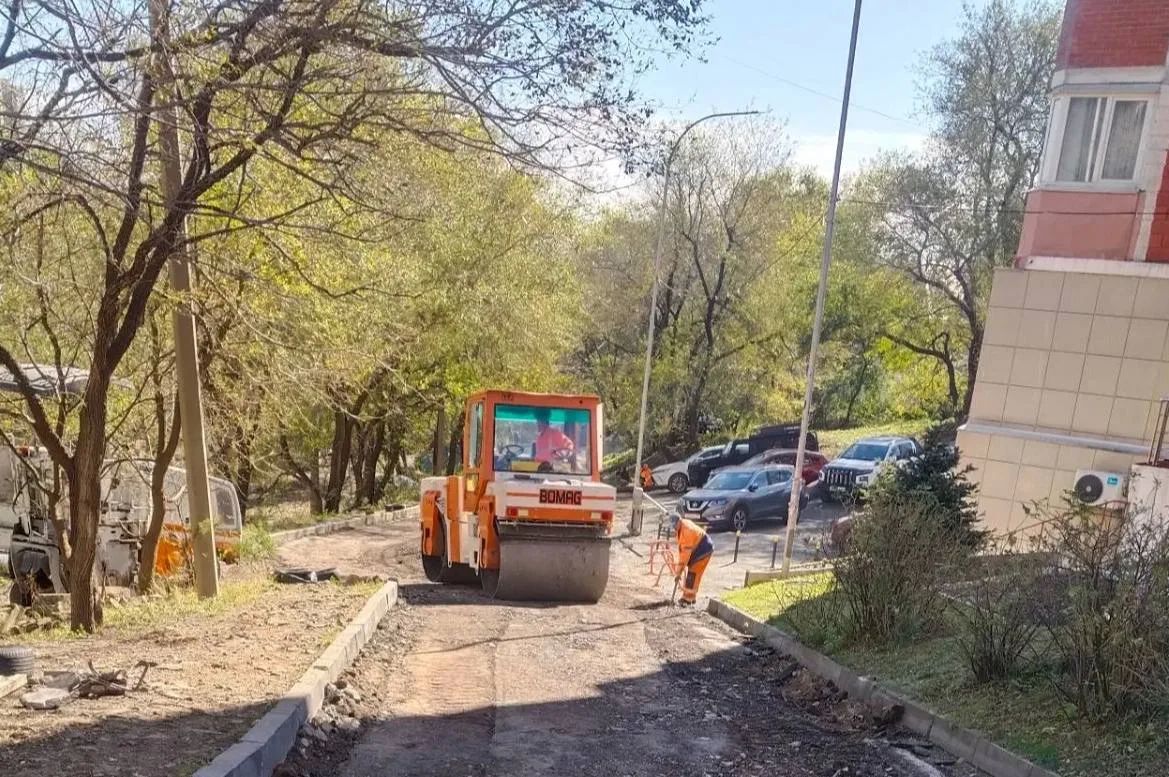 Где на этой неделе приводили в порядок дороги Владивостока Где на этой неделе приводили в порядок дороги Владивостока