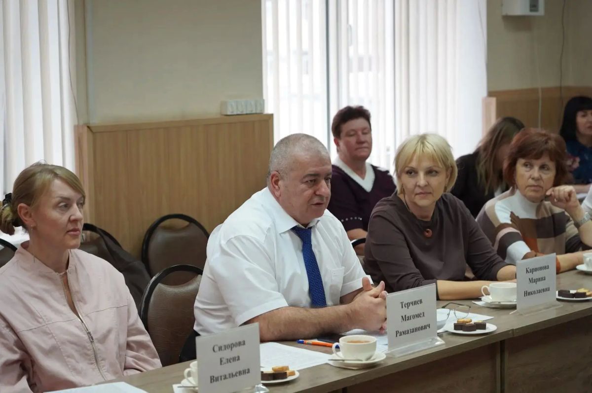 С заботой о городе: врип главы встретился с активистами ТОС «Крейсер» С заботой о городе: врип главы встретился с активистами ТОС «Крейсер»