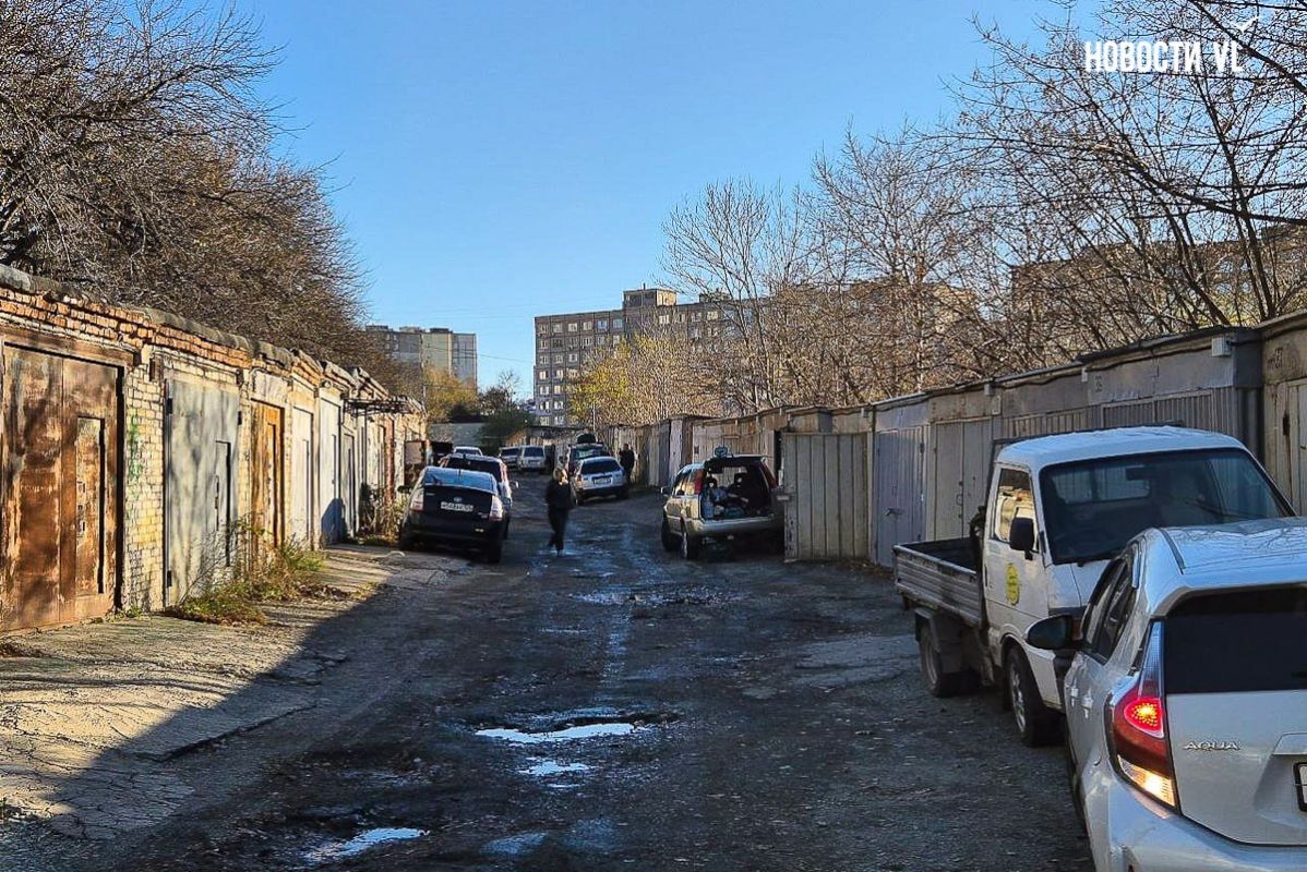 Более 80 гаражей-ракушек на Сахалинской признали незаконными Более 80 гаражей-ракушек на Сахалинской признали незаконными