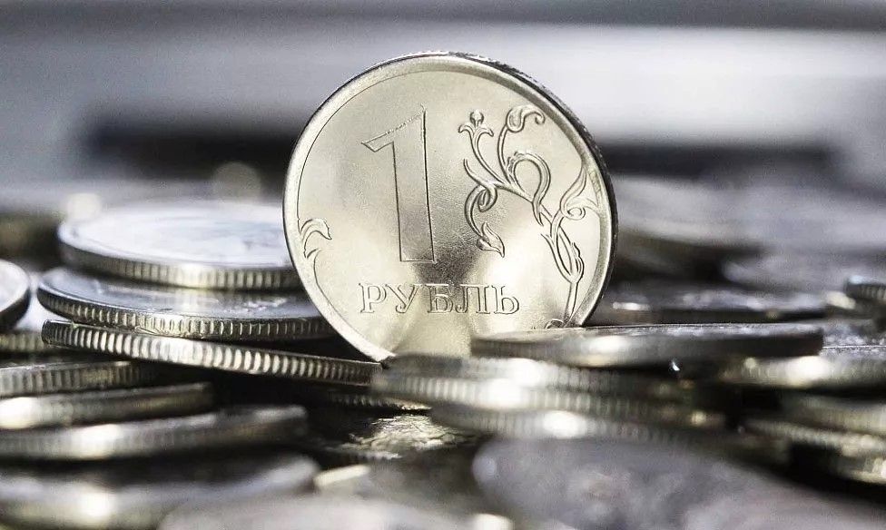 Жители Приморья до 7 ноября могут бесплатно обменять монеты на банкноты в банках — участниках акции «Монетная неделя»