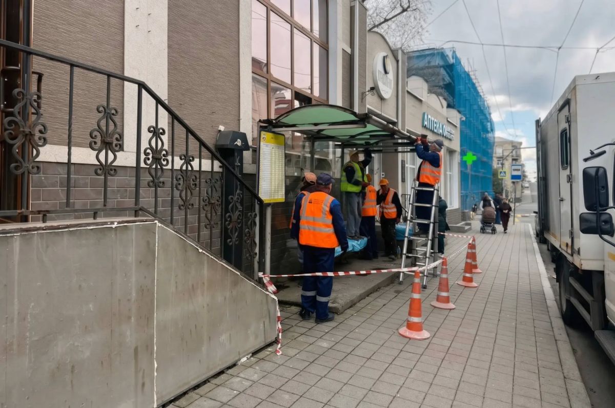 Во Владивостоке продолжается осенний месячник чистоты. Во Владивостоке продолжается осенний месячник чистоты.