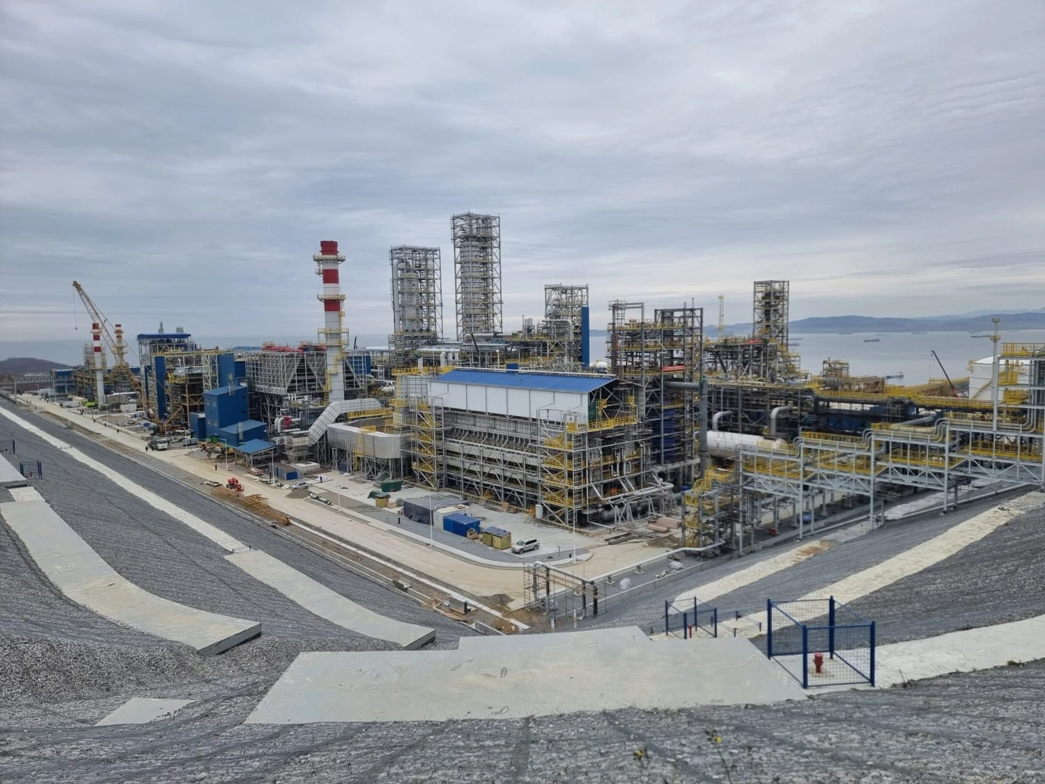 НЗМУ готов к приему газа. На Находкинском заводе минеральных удобрений (НЗМУ) в рамках пусконаладочных работ завершена подготовка газоиспользующего оборудования