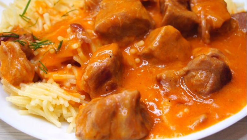 Как приготовить подливку с мясом: советский рецепт для современного стола
