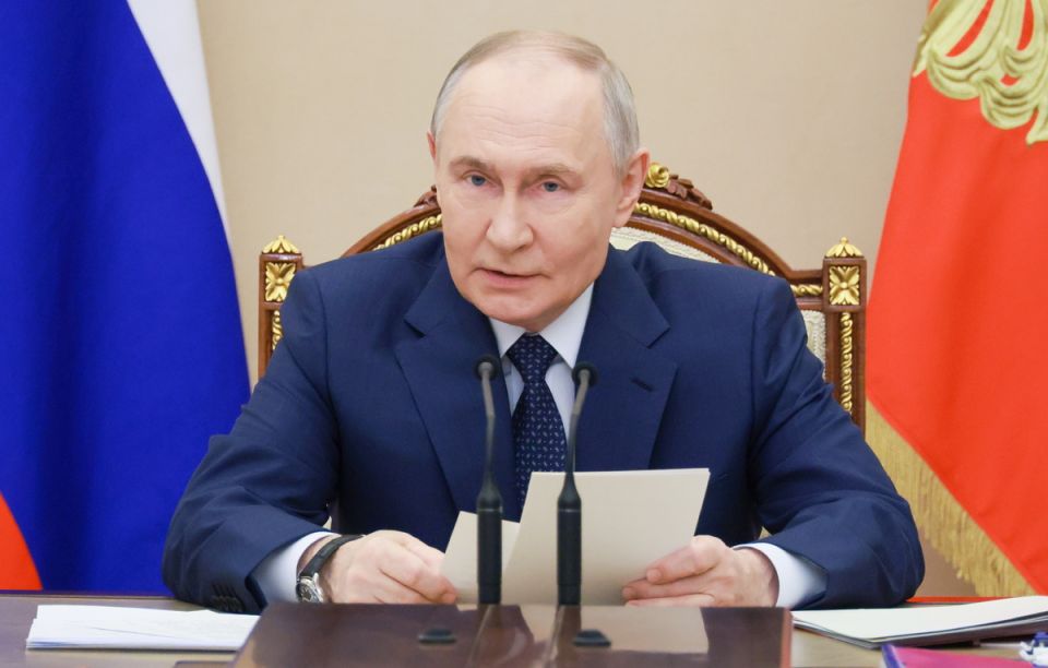 Новые законы Путина: как они изменят жизнь в России и новых регионах