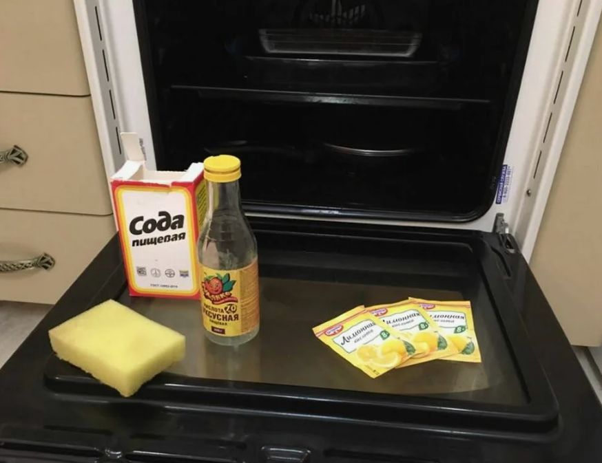 Эффективные способы очистки духовки без химии